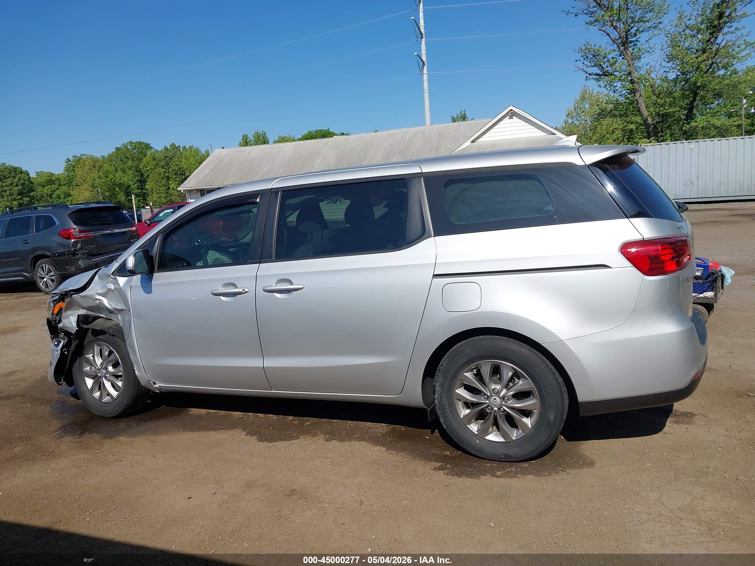 2020 KIA SEDONA L