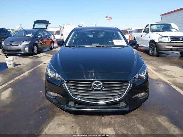 2018 MAZDA MAZDA3 TOURING