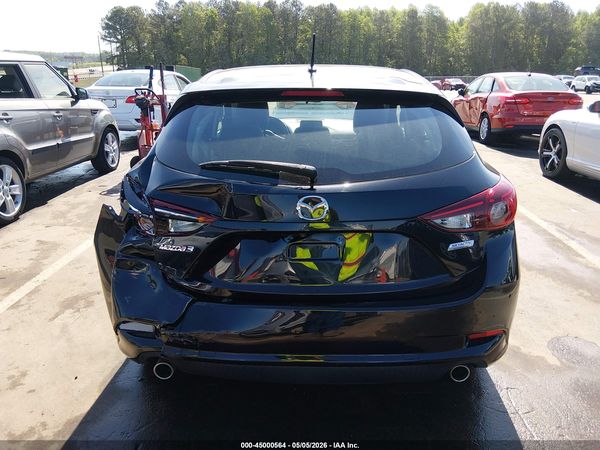 2018 MAZDA MAZDA3 TOURING