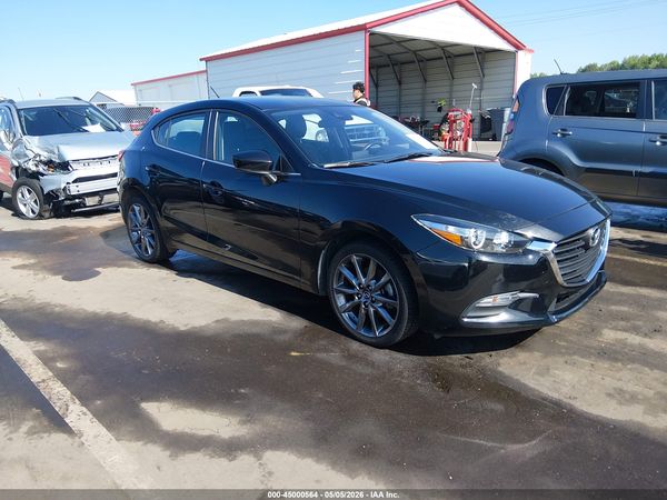 2018 MAZDA MAZDA3 TOURING