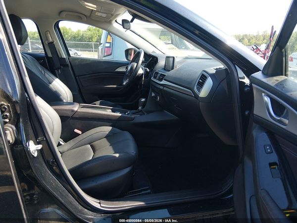 2018 MAZDA MAZDA3 TOURING
