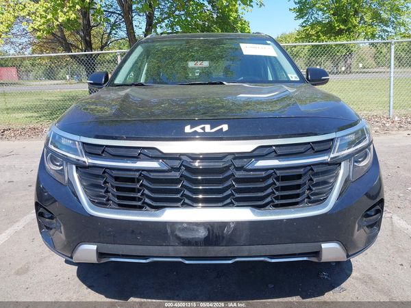 2024 KIA SELTOS EX