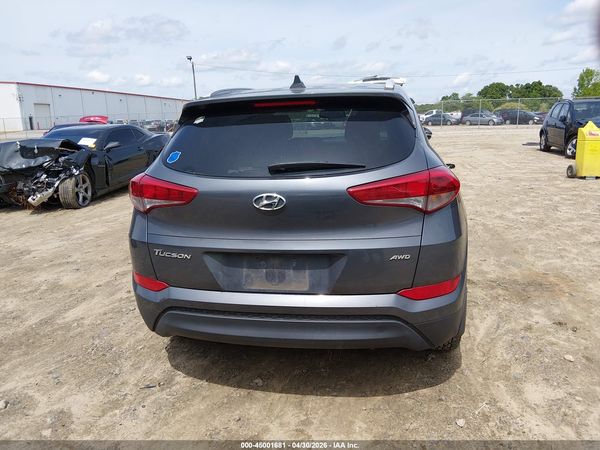 2017 HYUNDAI TUCSON SE PLUS