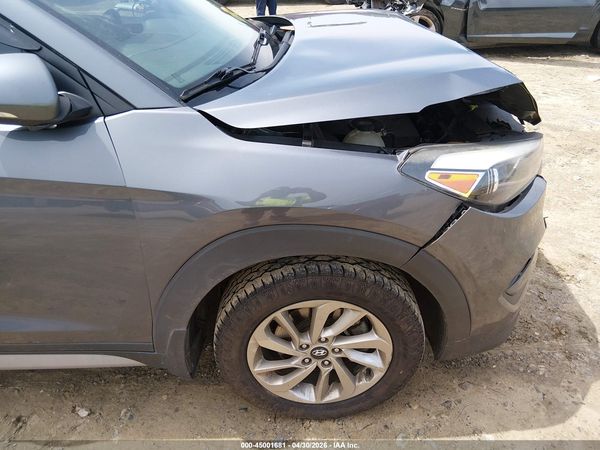 2017 HYUNDAI TUCSON SE PLUS