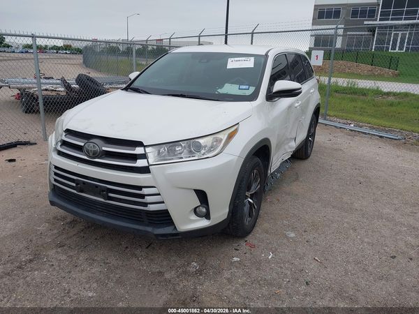 2019 TOYOTA HIGHLANDER LE PLUS