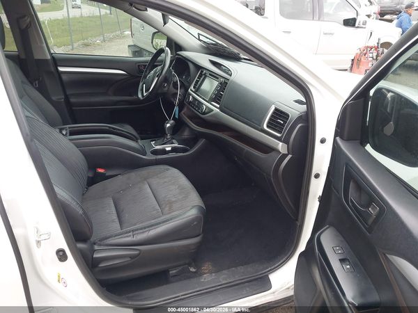 2019 TOYOTA HIGHLANDER LE PLUS