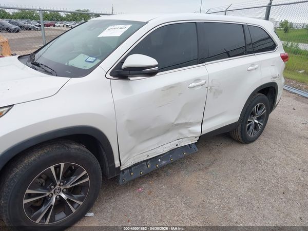 2019 TOYOTA HIGHLANDER LE PLUS
