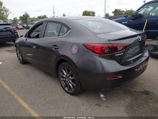 2018 MAZDA MAZDA3 TOURING