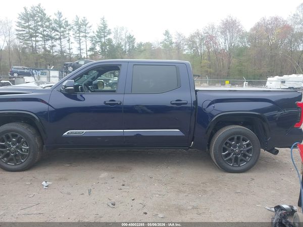 2025 TOYOTA TUNDRA PLATINUM