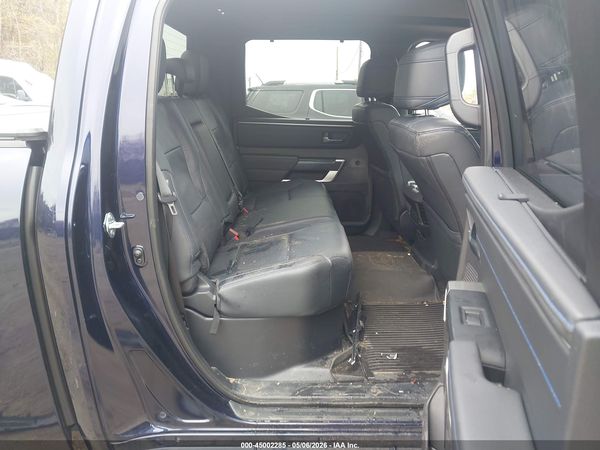 2025 TOYOTA TUNDRA PLATINUM