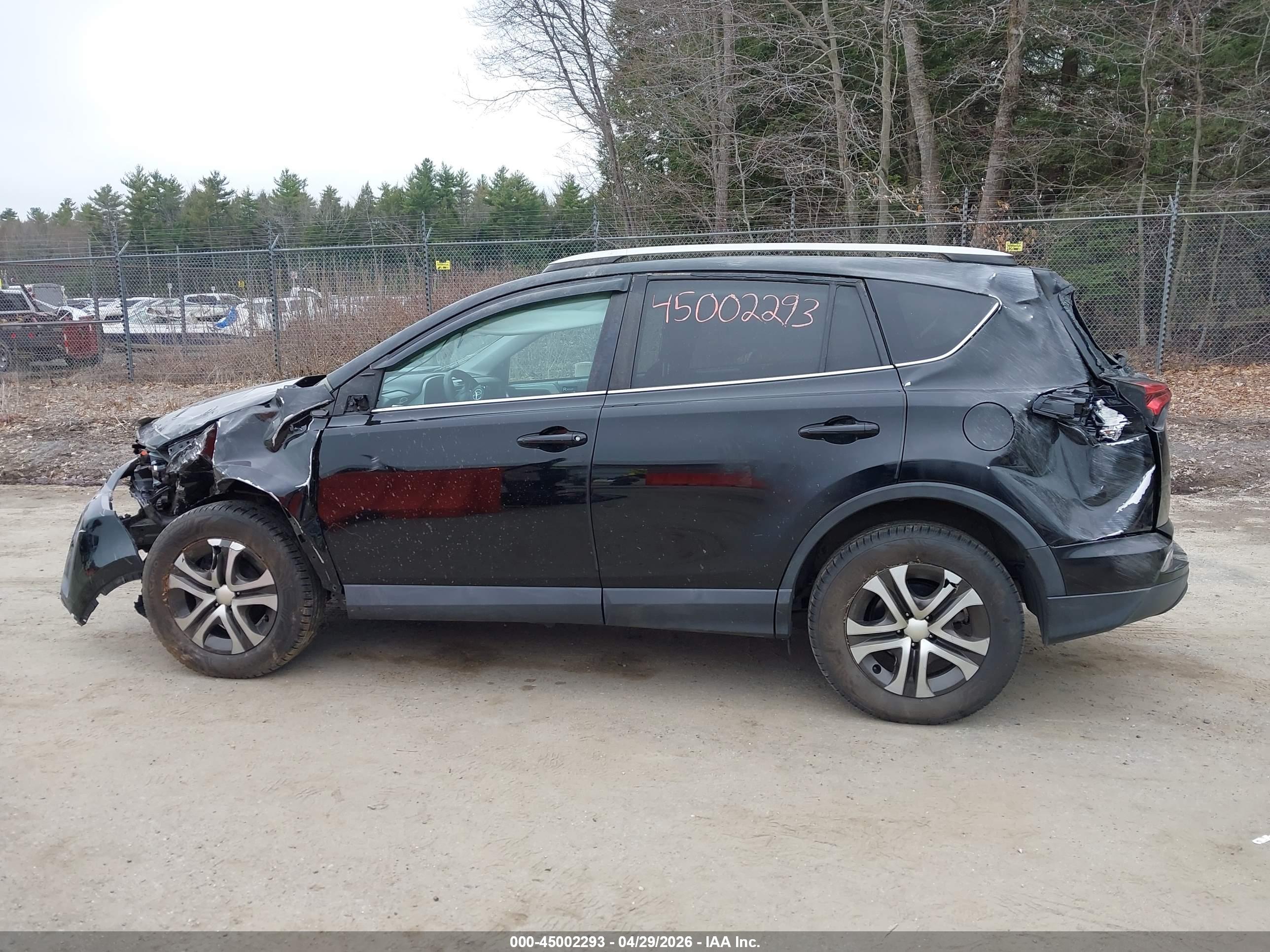 2016 TOYOTA RAV4 LE