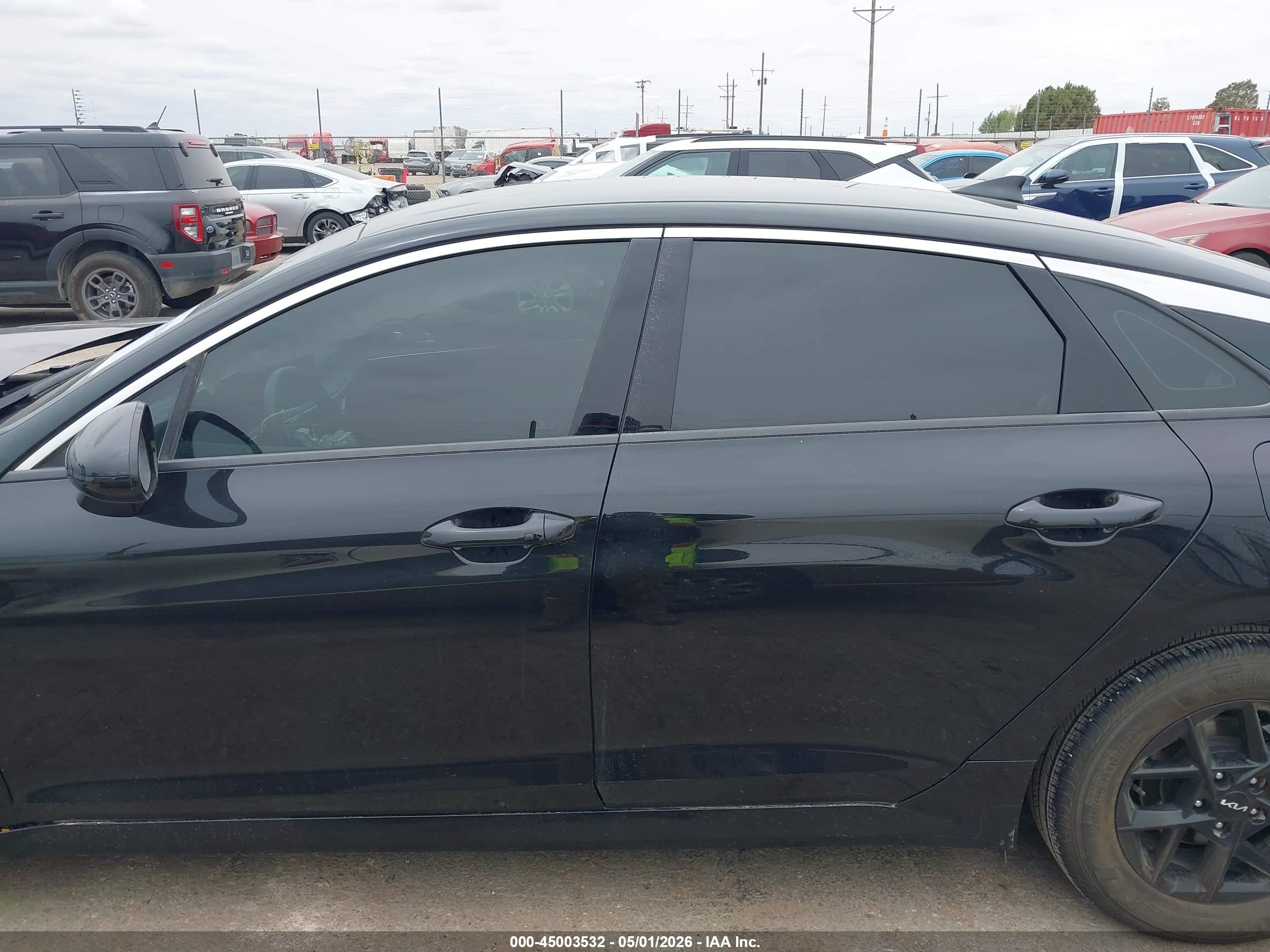 2025 KIA K5 LXS