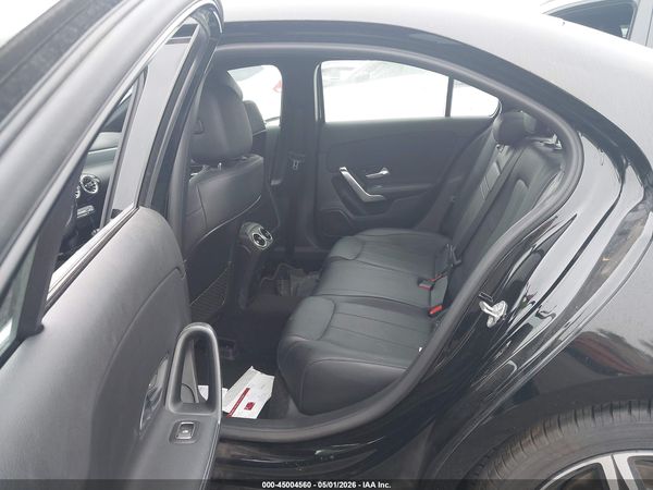 2022 MERCEDES-BENZ A 220 A220