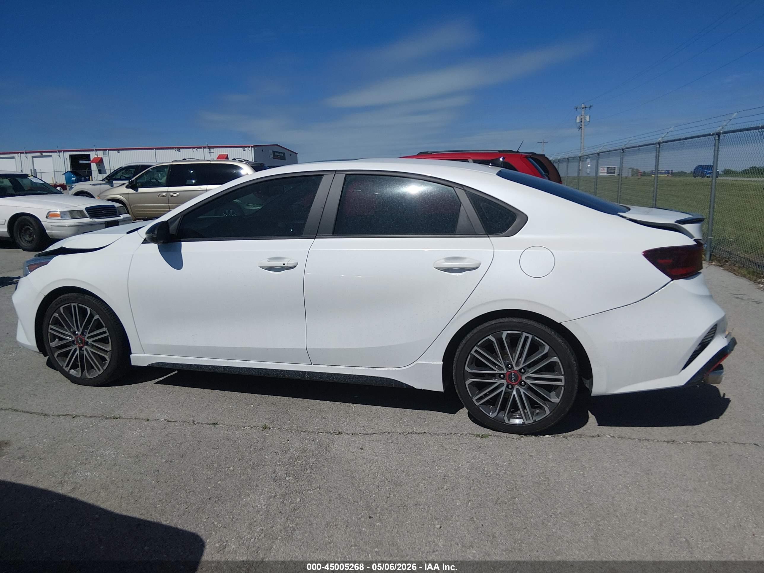 2022 KIA FORTE GT