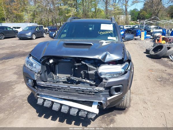 2022 TOYOTA TACOMA TRD SPORT