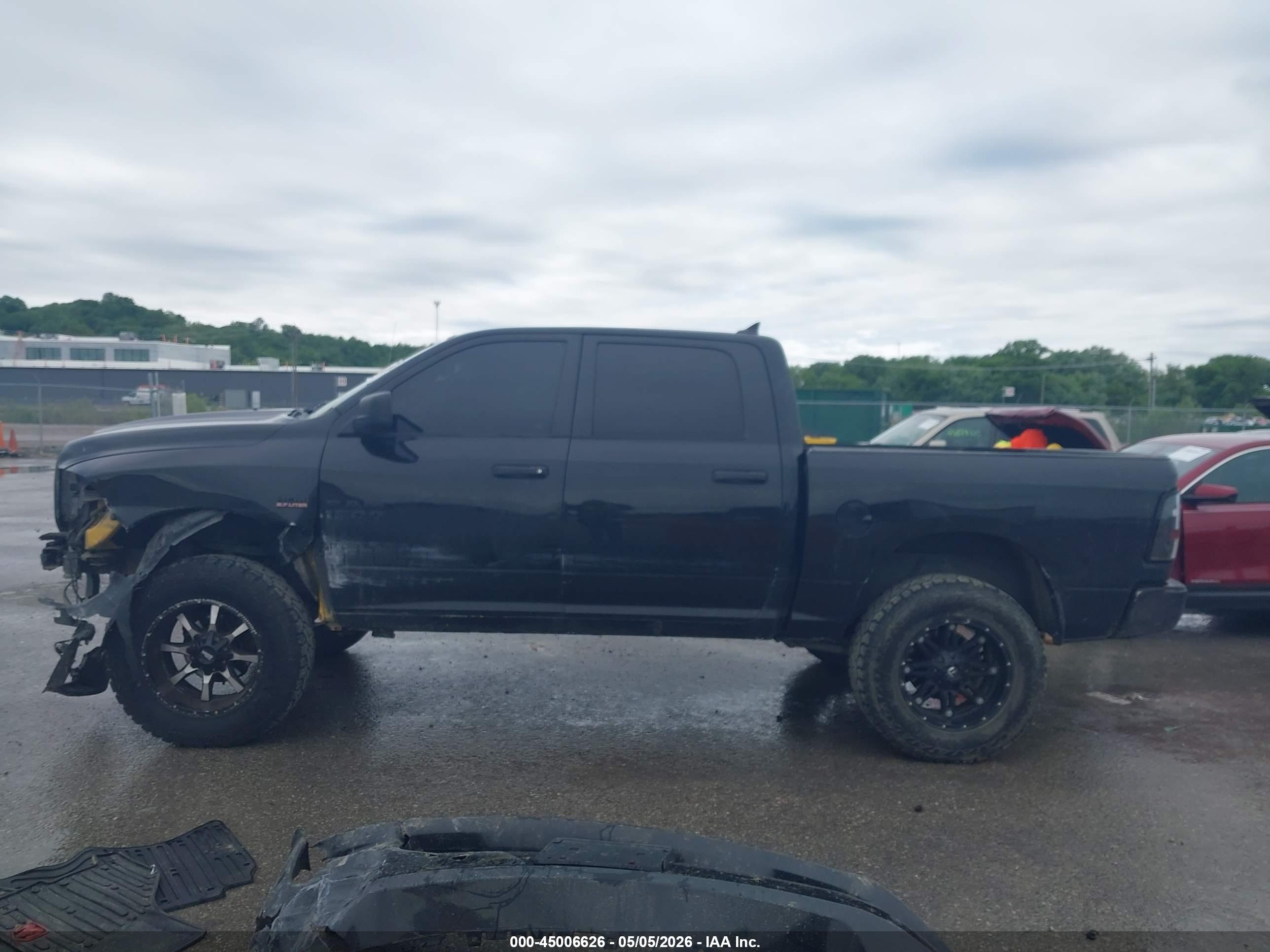 2016 RAM 1500 SPORT