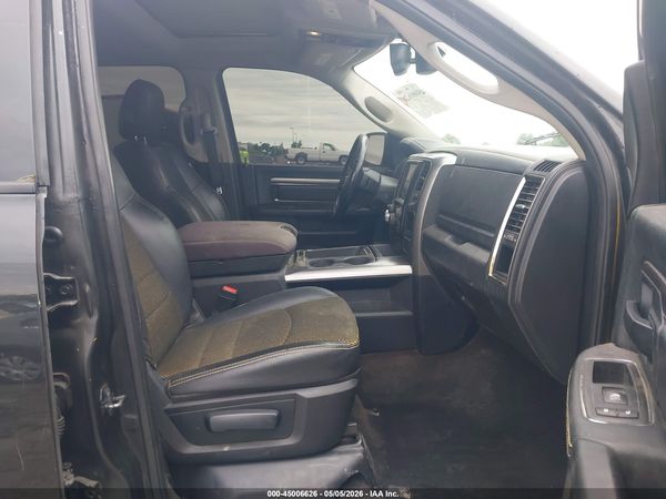 2016 RAM 1500 SPORT