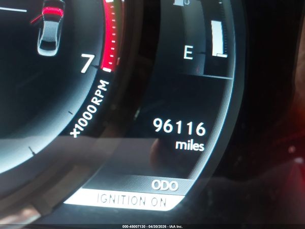 2016 LEXUS IS 200T