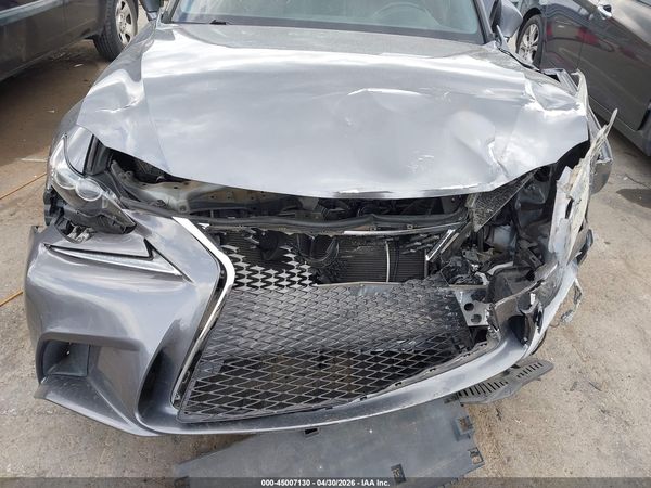 2016 LEXUS IS 200T
