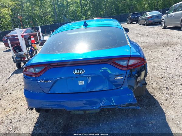 2019 KIA STINGER GT1