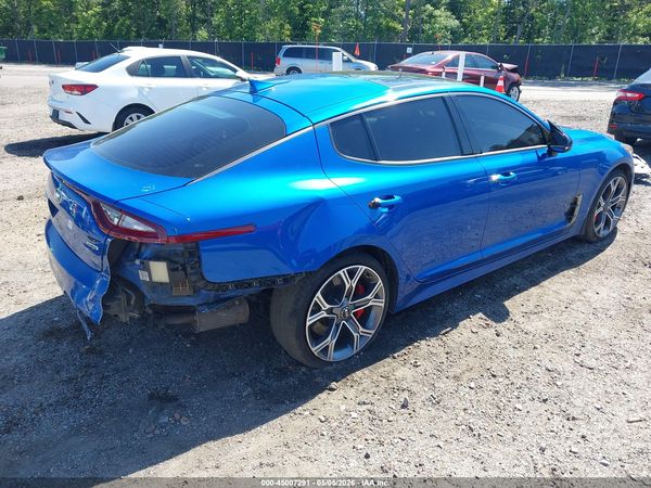 2019 KIA STINGER GT1