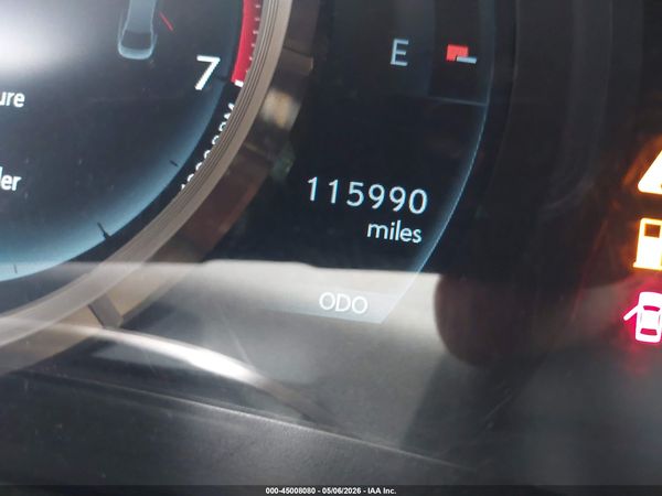 2017 LEXUS IS 200T