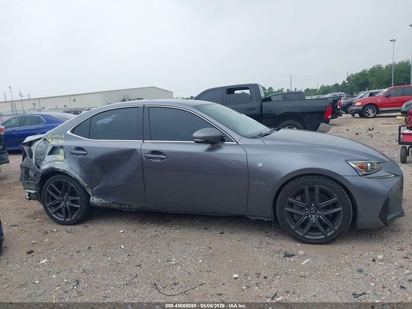 2017 LEXUS IS 200T