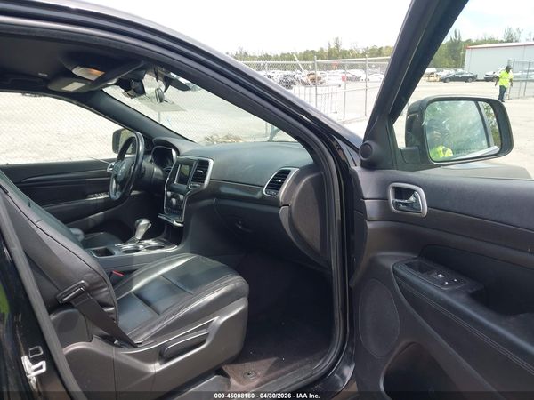 2018 JEEP GRAND CHEROKEE LAREDO E 4X2