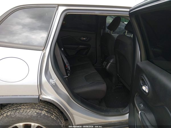 2020 JEEP CHEROKEE LATITUDE FWD