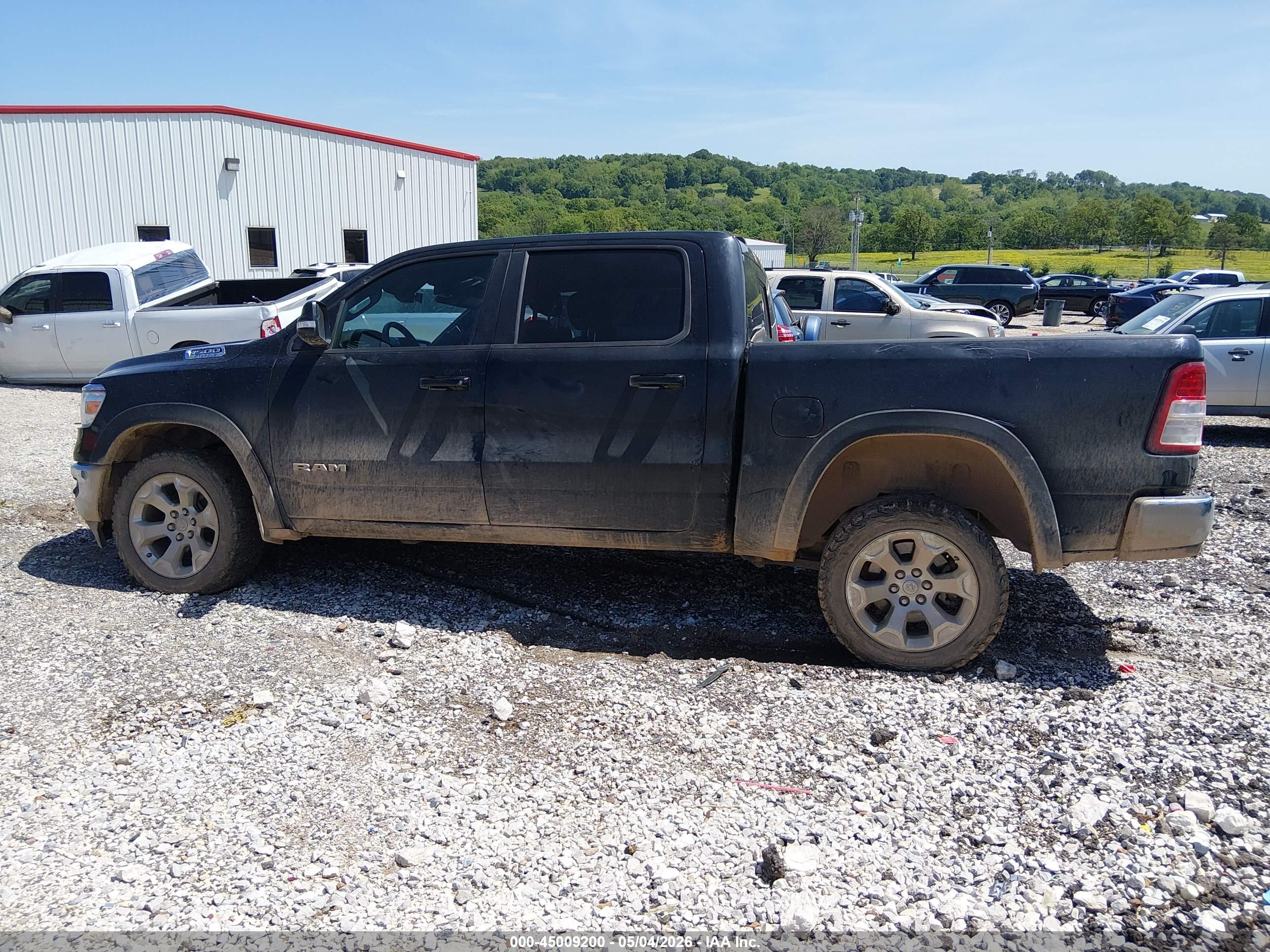 2021 RAM 1500 BIG HORN  4X4 5'7 BOX