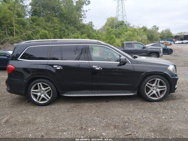 2015 MERCEDES-BENZ GL 550 4MATIC