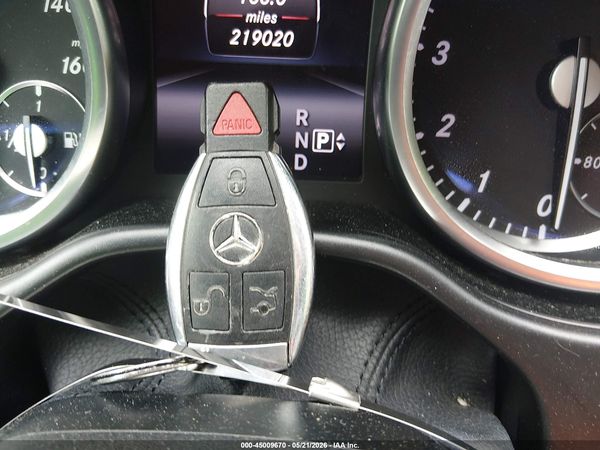 2015 MERCEDES-BENZ GL 550 4MATIC