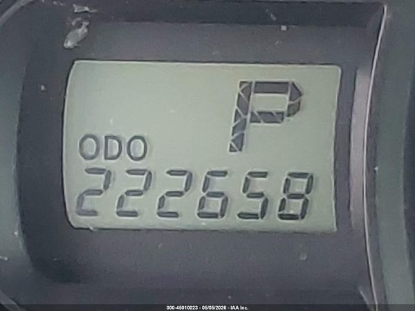 2014 TOYOTA SIENNA LE V6 8 PASSENGER