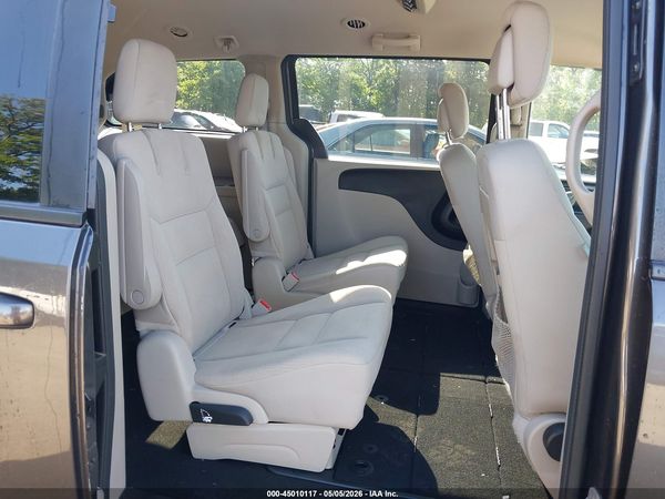 2018 DODGE GRAND CARAVAN SE — I8