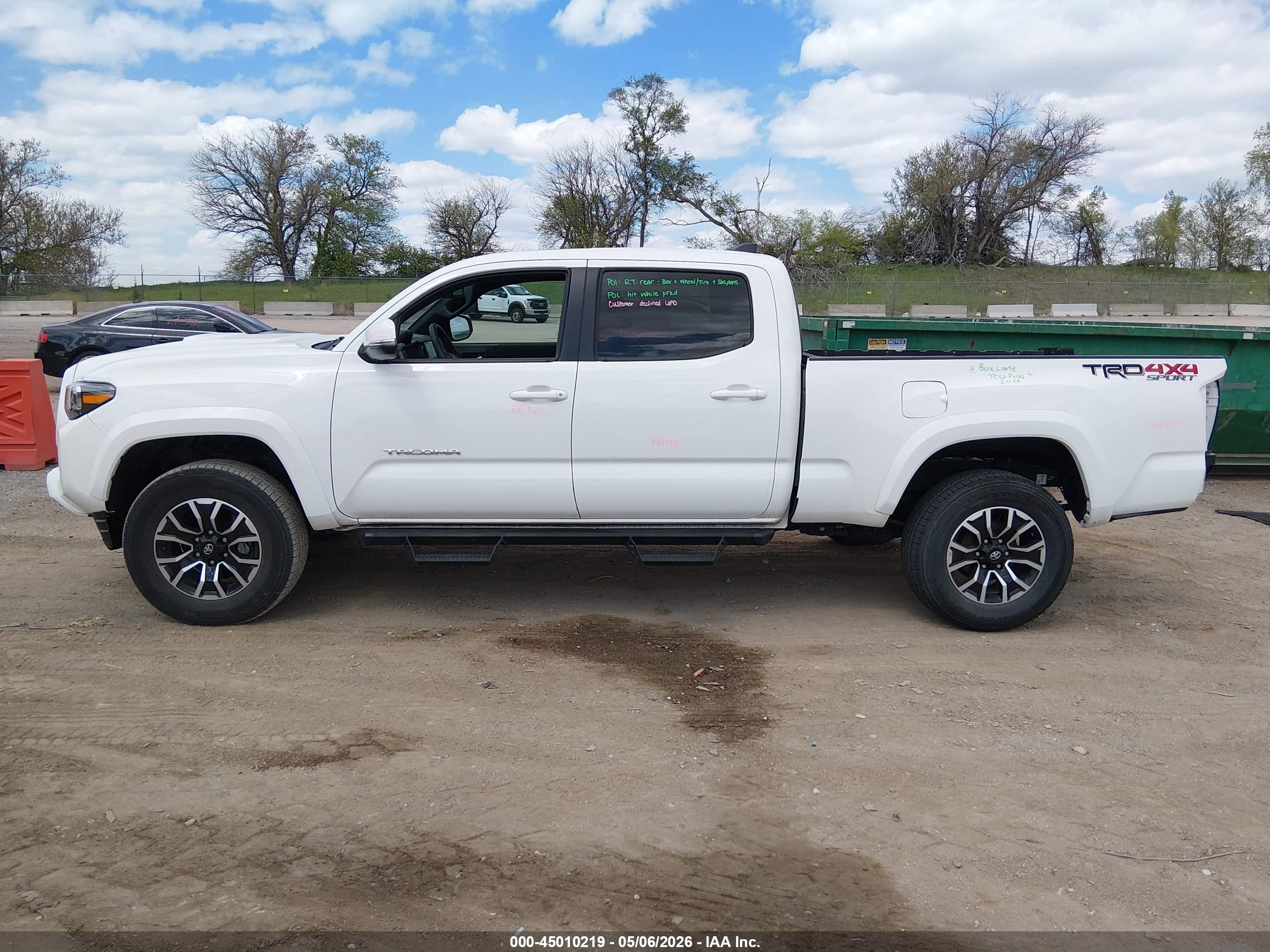 2023 TOYOTA TACOMA TRD SPORT