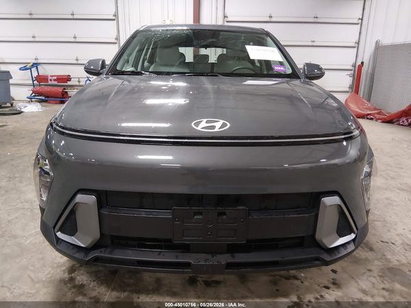 2025 HYUNDAI KONA SE