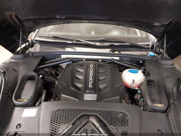 2015 PORSCHE MACAN S