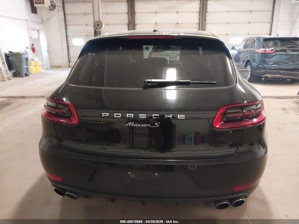 2015 PORSCHE MACAN S