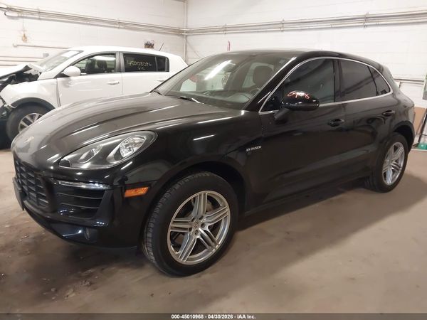 2015 PORSCHE MACAN S