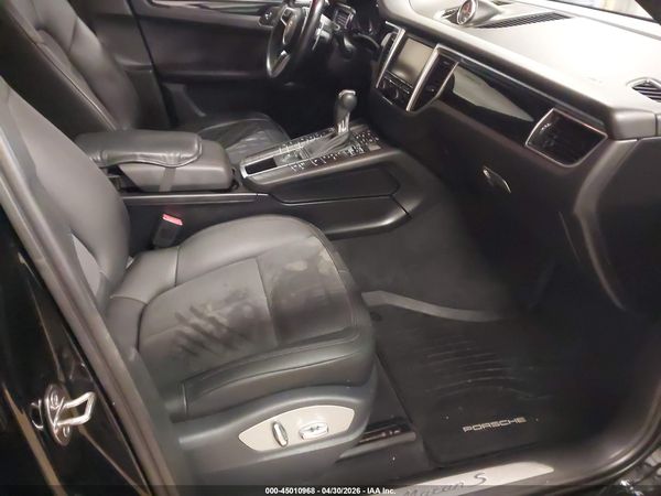 2015 PORSCHE MACAN S