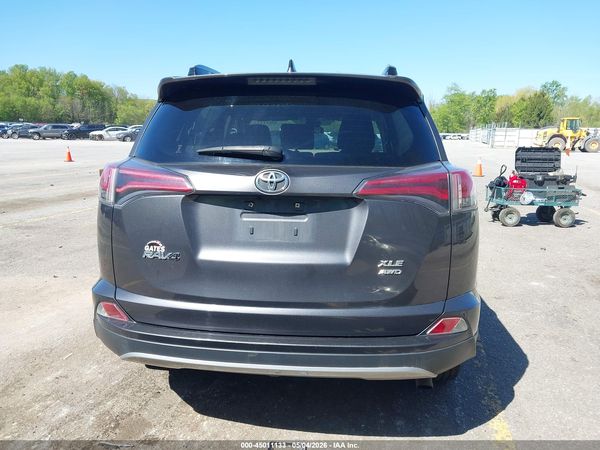 2018 TOYOTA RAV4 XLE