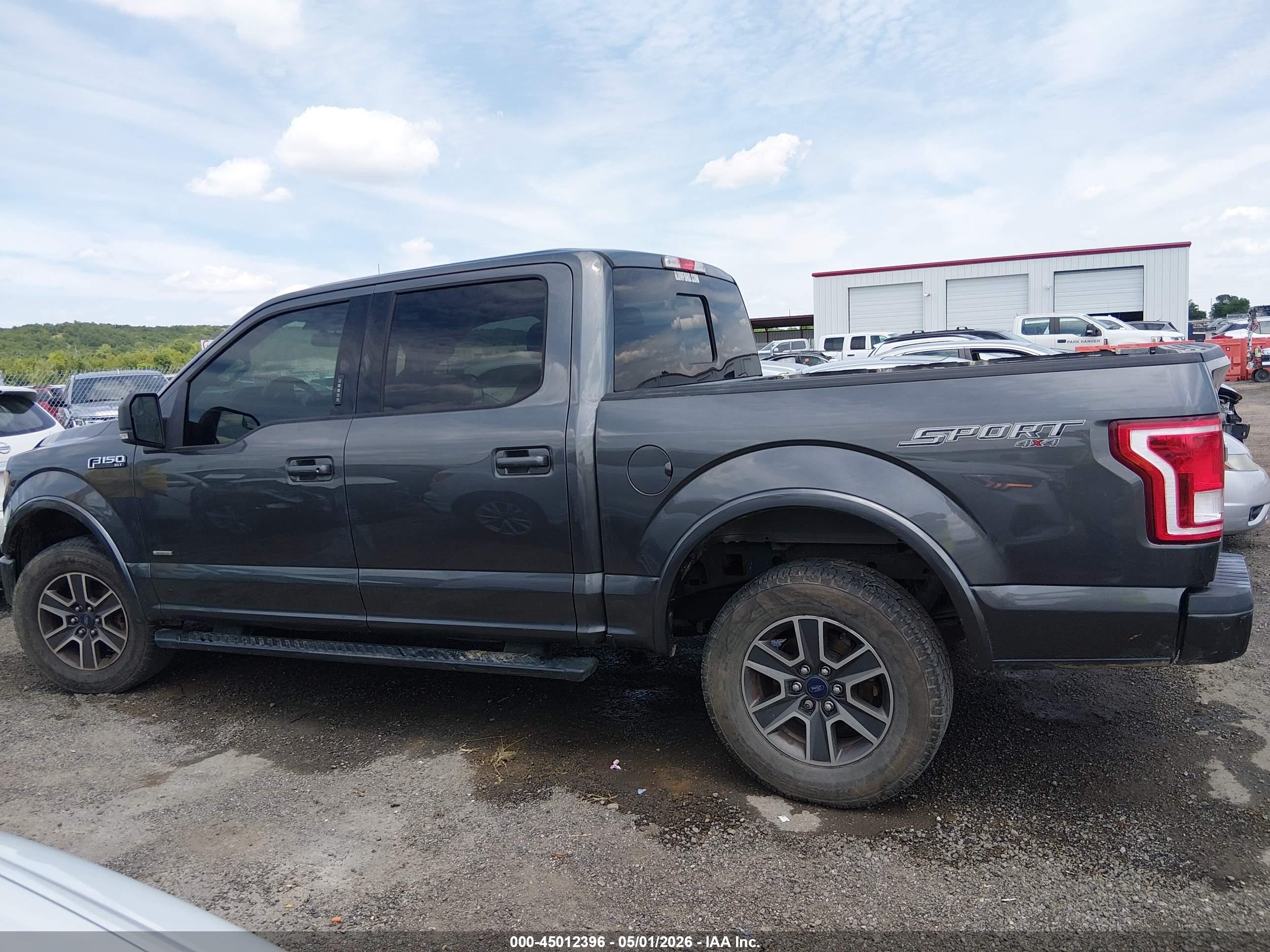 2017 FORD F-150 XLT