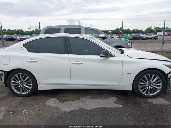 2020 INFINITI Q50 LUXE