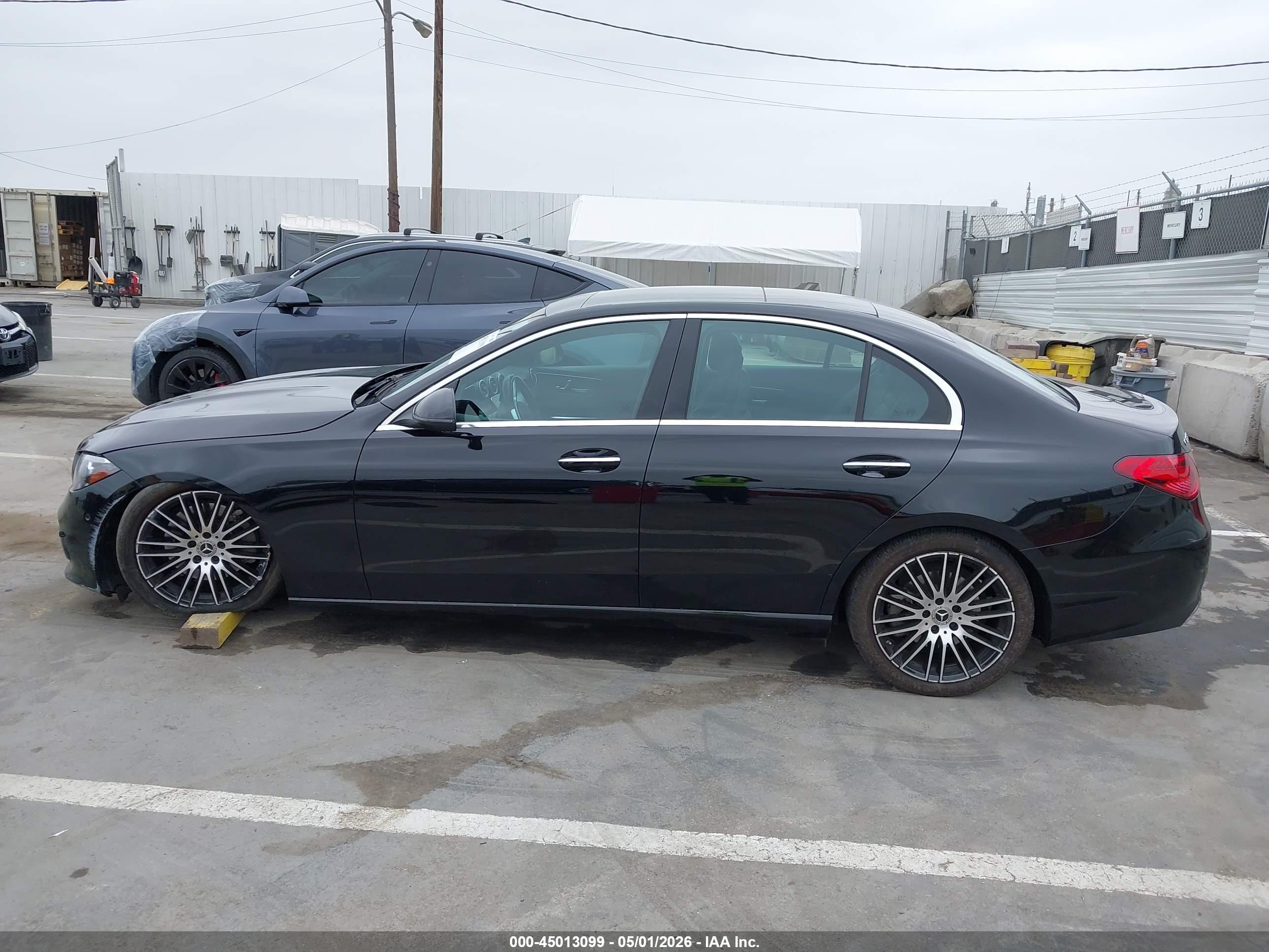 2024 MERCEDES-BENZ C 300