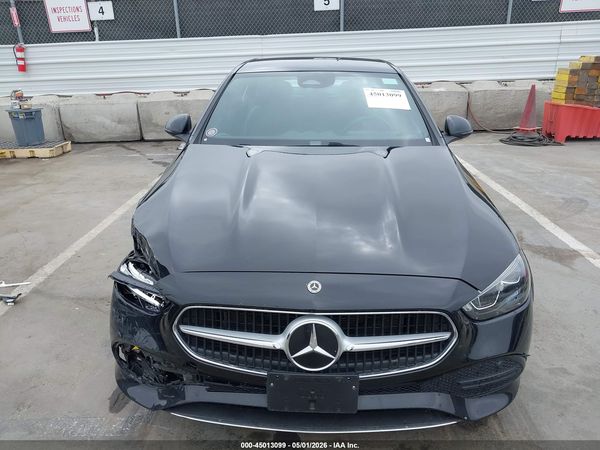 2024 MERCEDES-BENZ C 300
