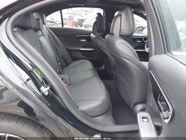2024 MERCEDES-BENZ C 300
