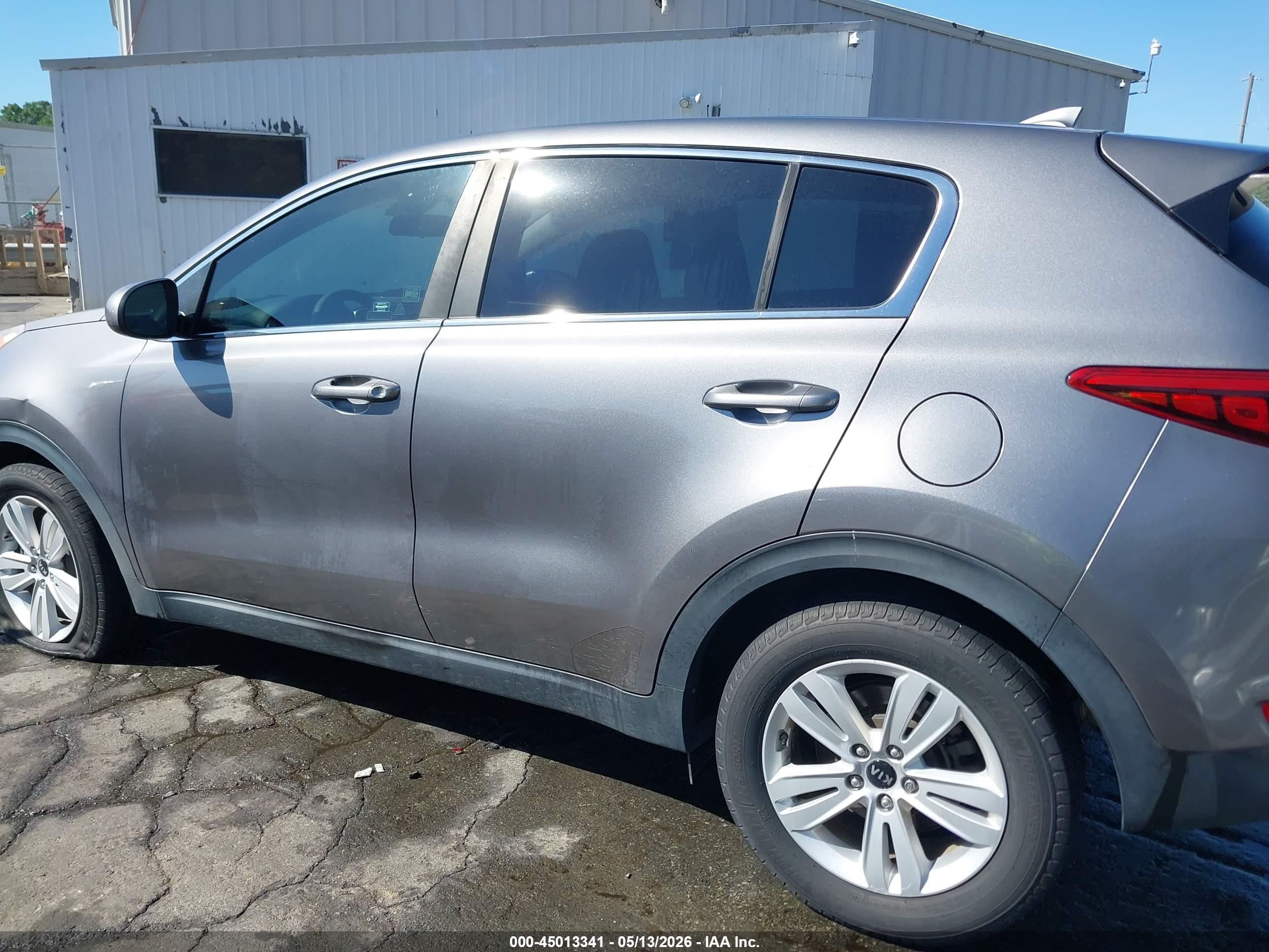 2017 KIA SPORTAGE LX