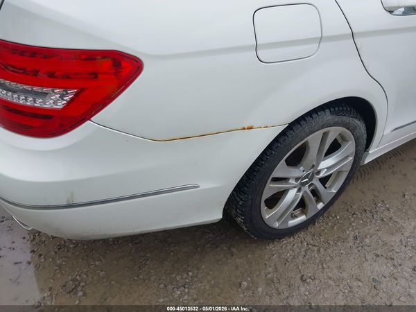 2013 MERCEDES-BENZ C 300 LUXURY 4MATIC