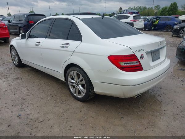 2013 MERCEDES-BENZ C 300 LUXURY 4MATIC