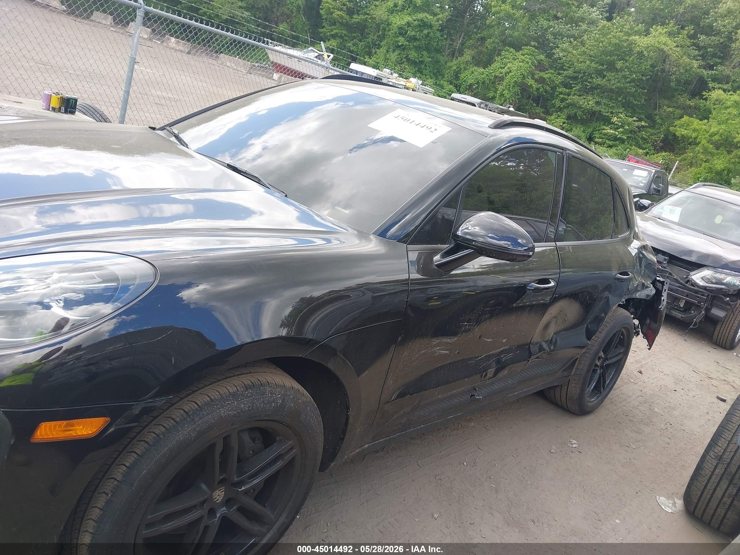 2023 PORSCHE MACAN T